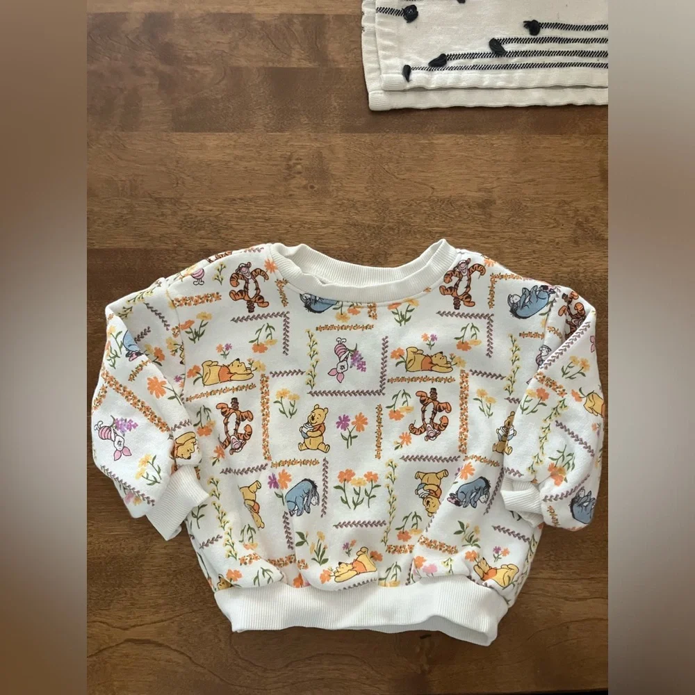 Old Navy x Disney Winnie the Pooh Baby Sweatshirt